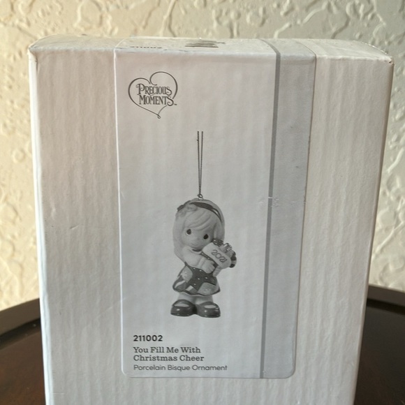Precious Moments: Girl- You fill me with Christmas cheer- 2021 Ornament - Picture 11 of 16